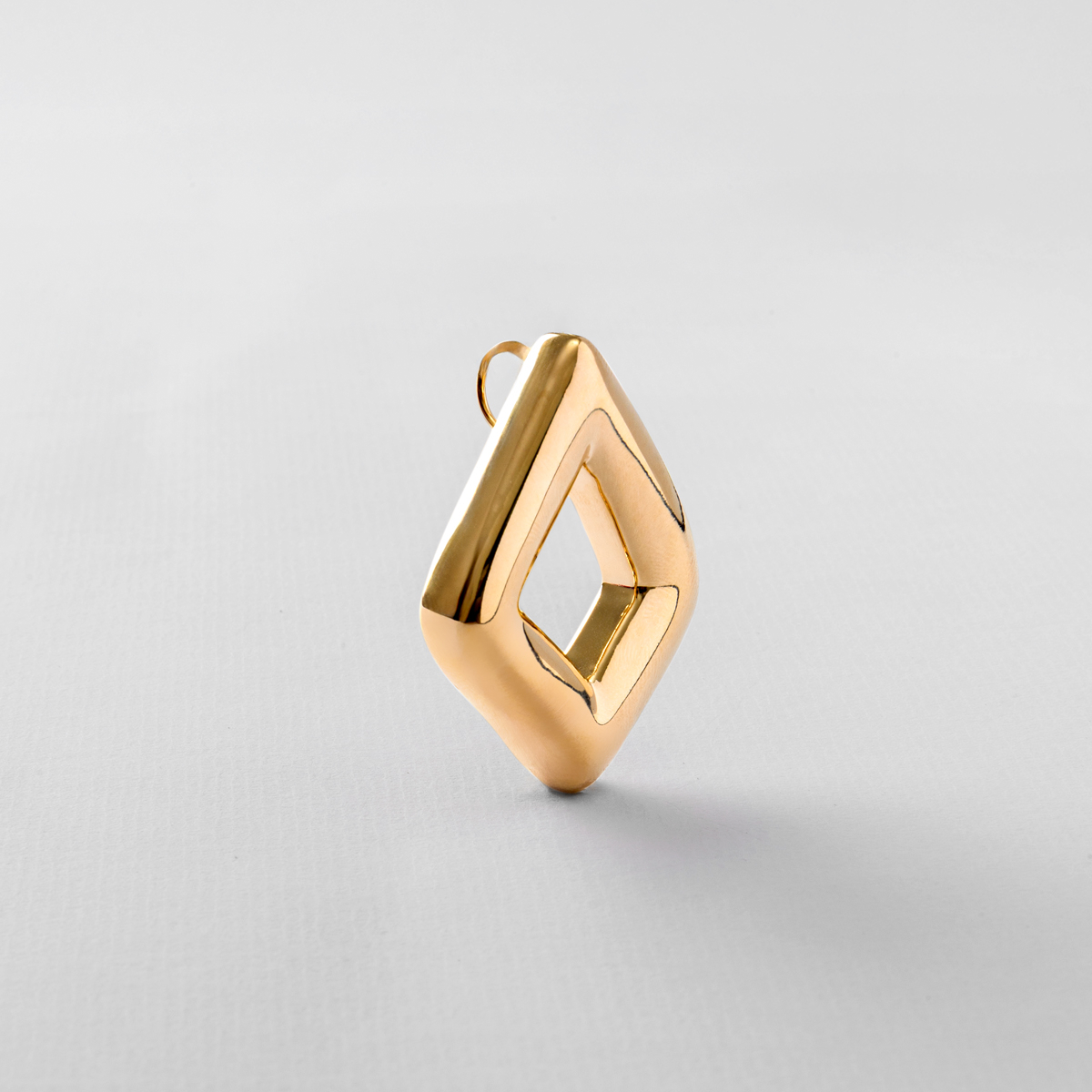 DOURADO
